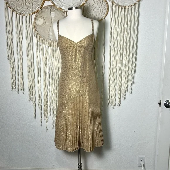 Marc Jacobs | Dresses | Marc Jacobs Nwt Gold Silk And Metallic Dress Size 4 | Poshmark Marc Jacobs | Dresses | Marc Jacobs Nwt Gold Silk And Metallic Dress Size 4 | Poshmark